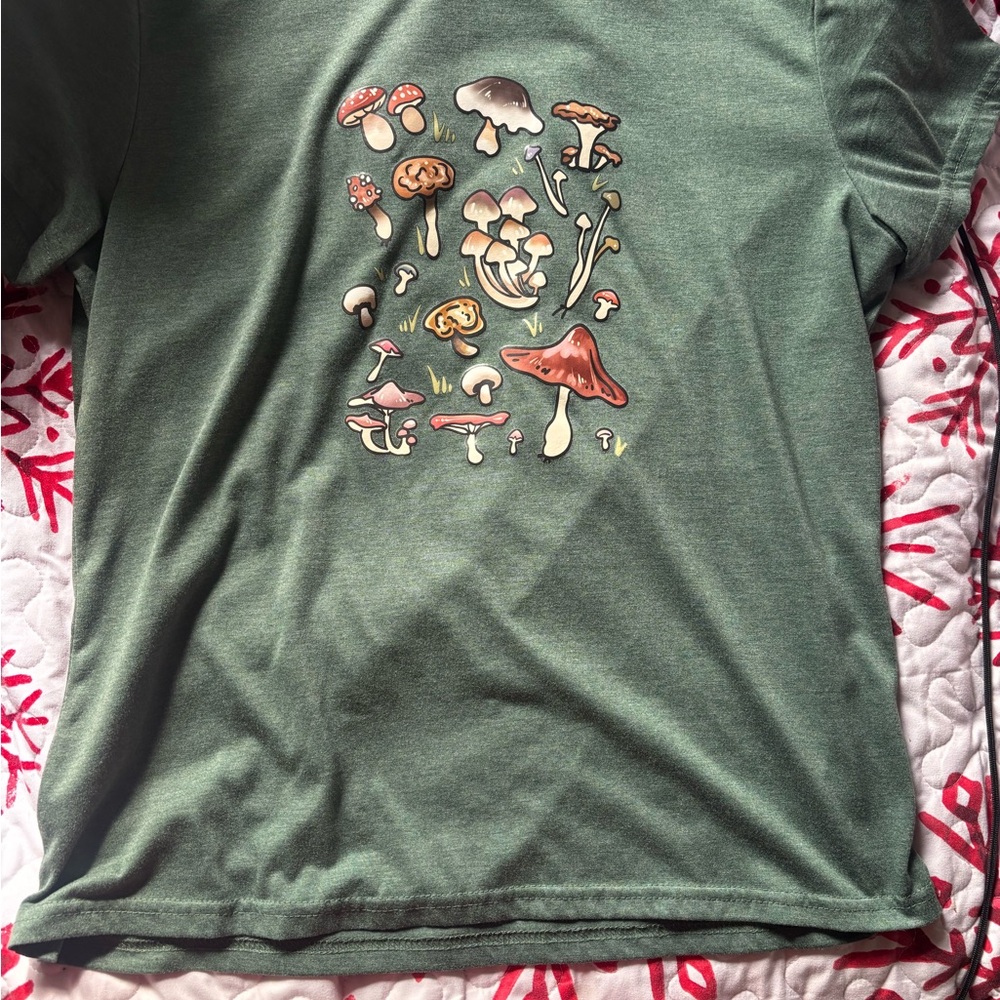 SHEIN Forest Green Kids Tee with Mushroom Design
